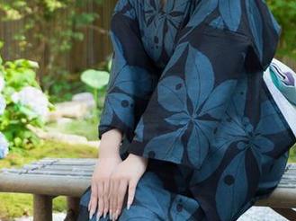 玉汇 kokuhui的图包更新，竟然这次是水里竞技的机器人女友？！